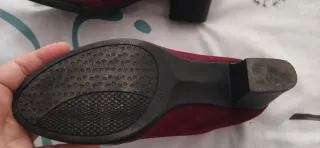 Zapatos tacón burdeos y marrón