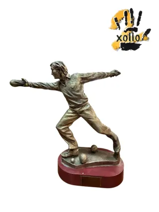 Escultura bronce futbolista vintage