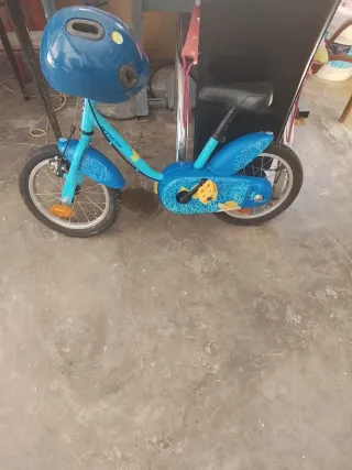 Bicicleta infantil azul 4 años