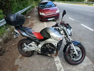 Suzuki Gsr 600 recién puesta a punto con 53000 km