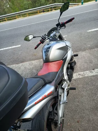 Suzuki Gsr 600 recién puesta a punto con 53000 km