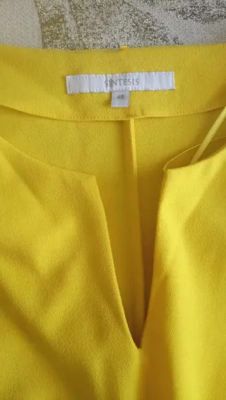 Camiseta amarilla Síntesis Talla 48