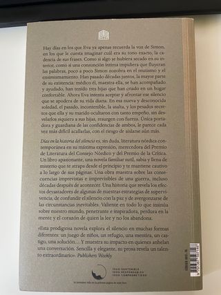 Días en la historia del silencio - Merethe Lindstr