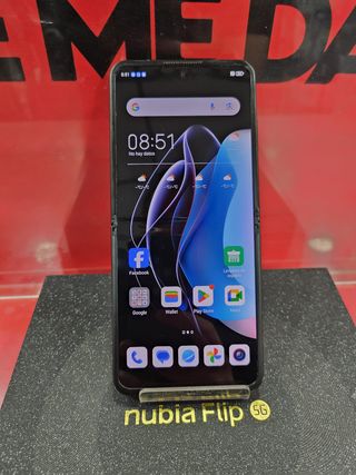Teléfono ZTE Nubia Flip 5G Black / 256 GB