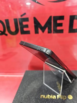 Teléfono ZTE Nubia Flip 5G Black / 256 GB