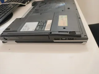 Portátil Fujitsu YKLM082197 Plata/Negro