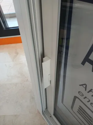 Ventana corredera de aluminio rotura puente térmic