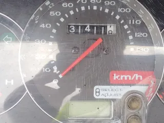 Suzuki Burgman 125cc Plata ITV asta Octubre 2026