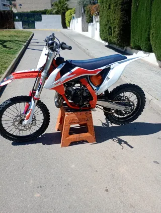 KTM moto de motocross