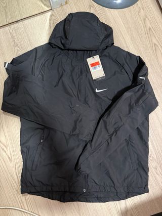 Cortavientos Nike Negro con Capucha