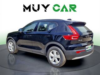 Volvo XC40 T2 Essential 95 kW (129 CV)