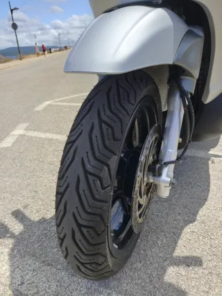 Piaggio Beverly 350 CC Plata 2019