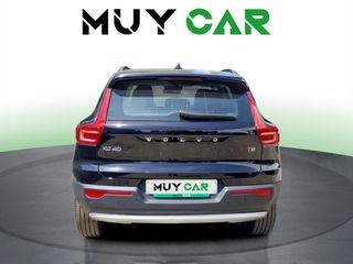 Volvo XC40 T2 Essential 95 kW (129 CV)