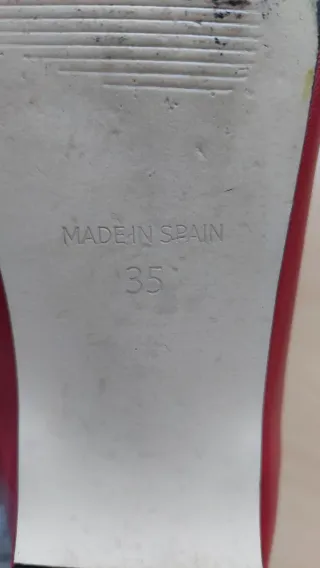 Manoletinas rojas Andrés Machado