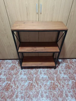 Estantería Diseño Industrial.