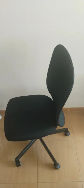 Silla de escritorio negra