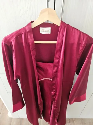 Conjunto Etam camisón y bata granate