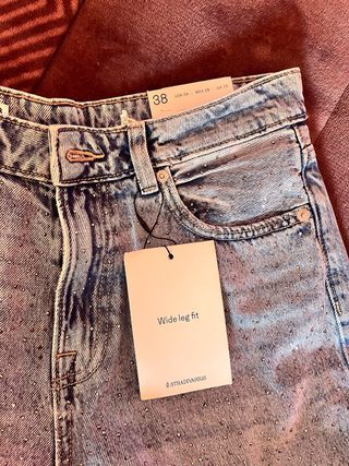 Vaqueros Stradivarius con brillos Talla 38
