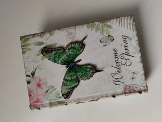 Caja libro decorativa libro mariposa flores