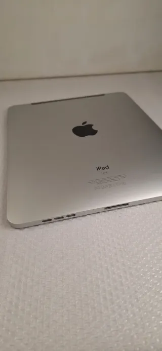 iPad 1ª Gen Wi-Fi + 3G Negro/Plata