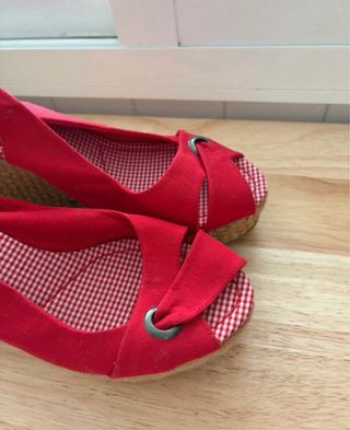 Zapatos cuña rojos Ross talla 38