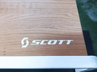 Expositor Scott para Bicicletas