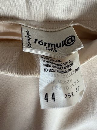 Falda beige