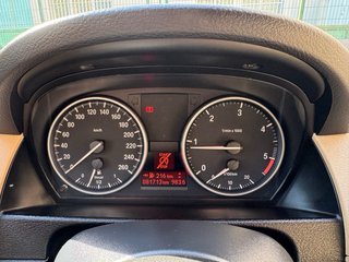 BMW X1 16d 116cv • 81.713 km • Único propietario