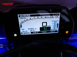 YAMAHA YZF R1