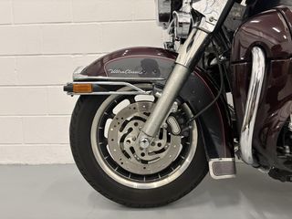HARLEY-DAVIDSON ULTRA GLIDE