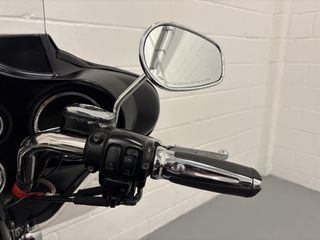 HARLEY-DAVIDSON ULTRA GLIDE