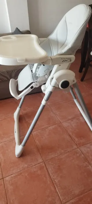 Trona Peg Perego para bebe