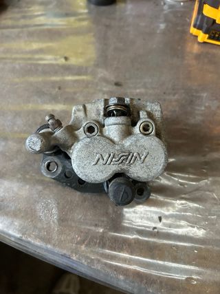 Pinza Freno Delantera Suzuki RM 250/125