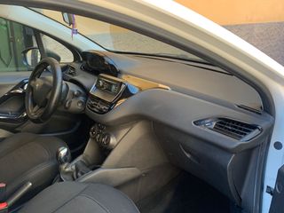 PEUGEOT 208 1.6 BlueHDi – MÁXIMA ECONOMÍA