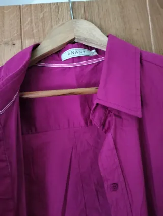 Camisa fucsia con bordados ANANY