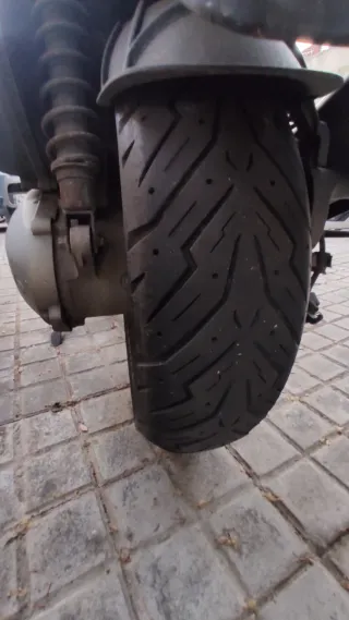 Kymco Xciting 400i Negra 85.000km
