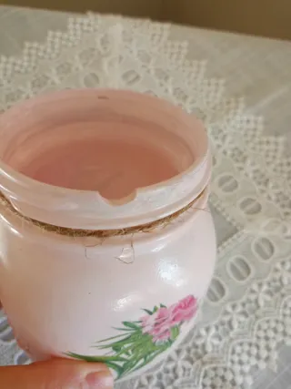 Barattolo sbeccato rosa