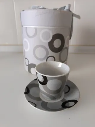 Juego de tazas cerámica diseño círculos en estuche