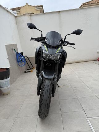 Kawasaki Z900 Negra - IMPECABLE
