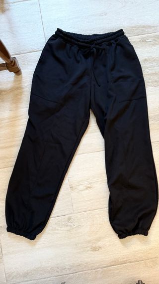 Pantalones cómodos negros