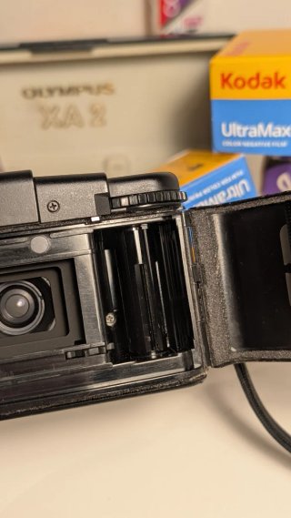 Olympus XA2 A11 Flash Estuche(probada con carrete)