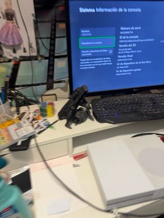 Xbox One S 1TB + Mando + Juegos + Cables
