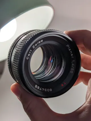 Obiettivo Carl Zeiss Planar 50mm 1.4 T* Contax