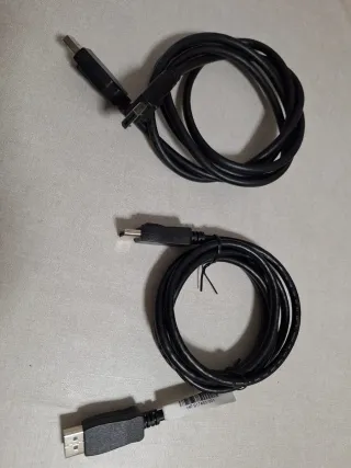 2 Cables hdmi Negros