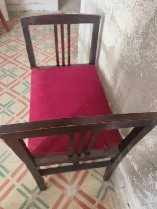 Descalzadora antigua de madera y tela