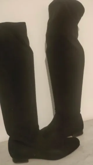 Botas altas negras