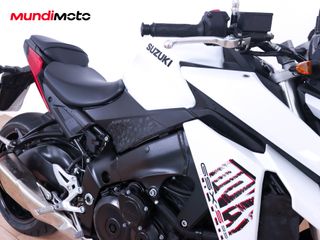SUZUKI GSX-S 950 A2