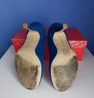 Zapatos Peep Toe Juan Blanco Antelina Azul