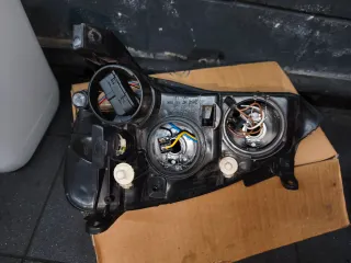 Faro derecho Opel Corsa C (2000-2006)