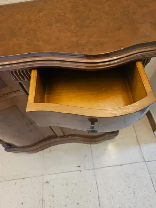 Mueble recibidor madera antiguo.A Coruña.